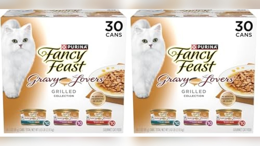 Fancy Feast Purina Gravy Lovers Review: 60-Can Variety Pack